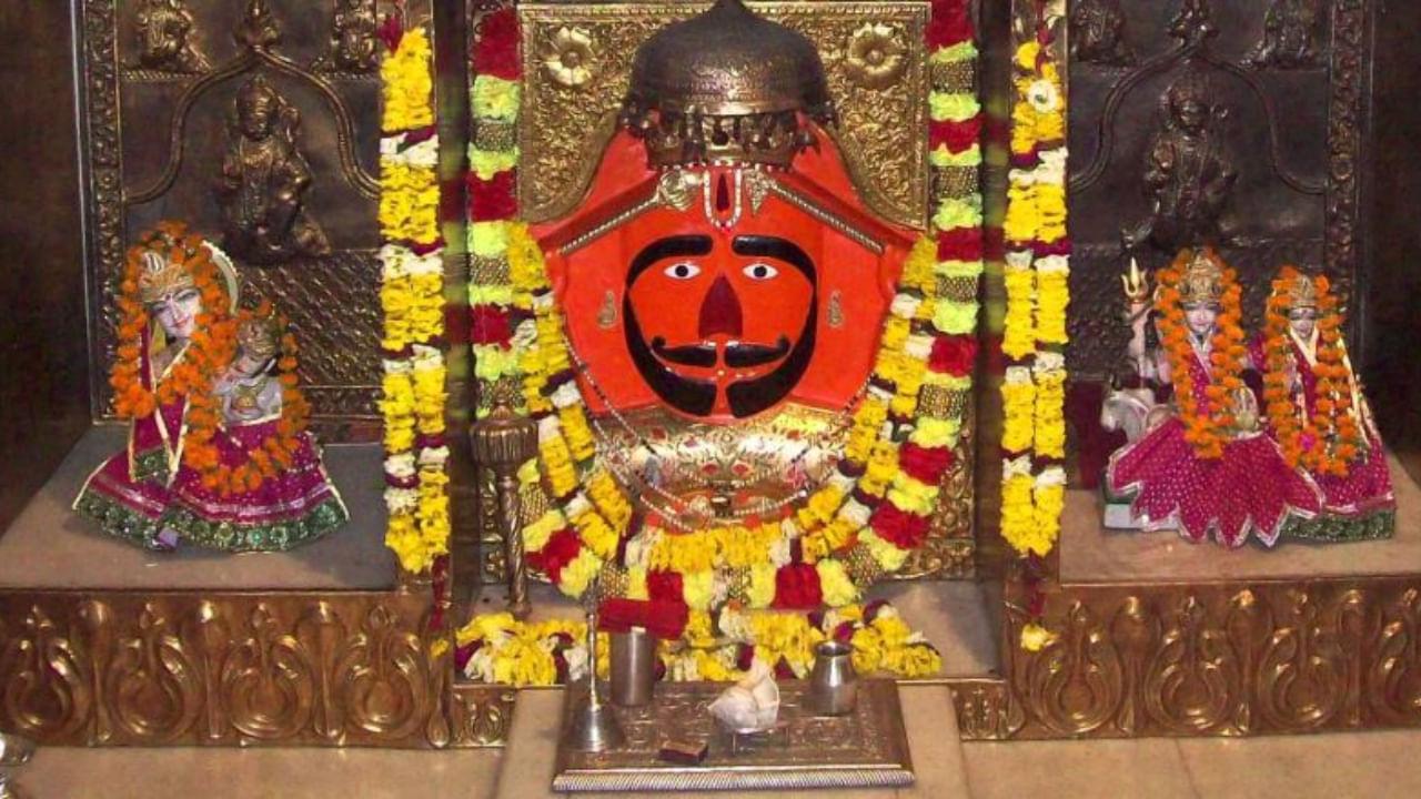 सालासर दरबार सांचो, सांची सकलाई है (सालासर भजन) लिरिक्स | Salasar Darbar Sancho Sanchi Sakalai Hai Bhajan Lyrics